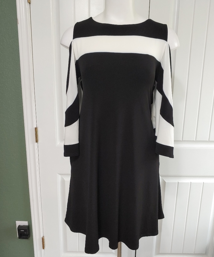 Nina Leonard Black & White Jersey Dress Small